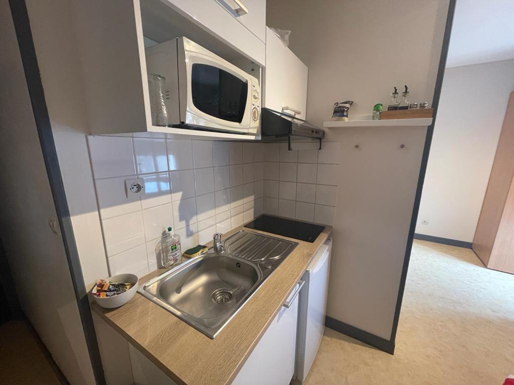 Studio Agreable Et Lumineux Apartment Niort Exterior photo